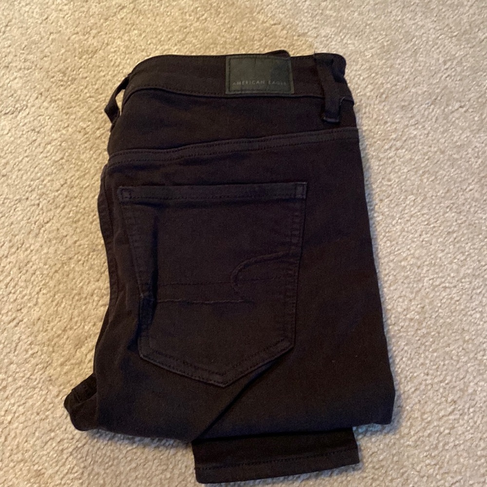 American Eagle - High Rise - Size 4 - Black